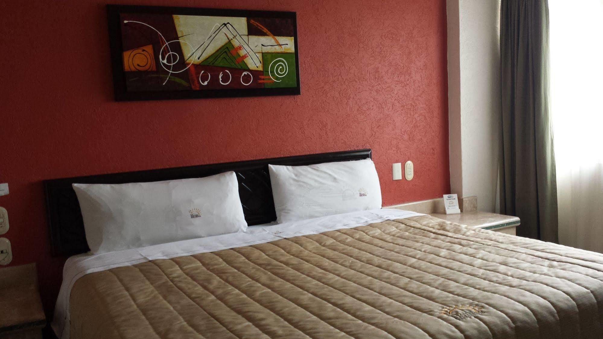 Hotel Real Del Sol - Zona Expo Industrial Guadalajara Eksteriør billede